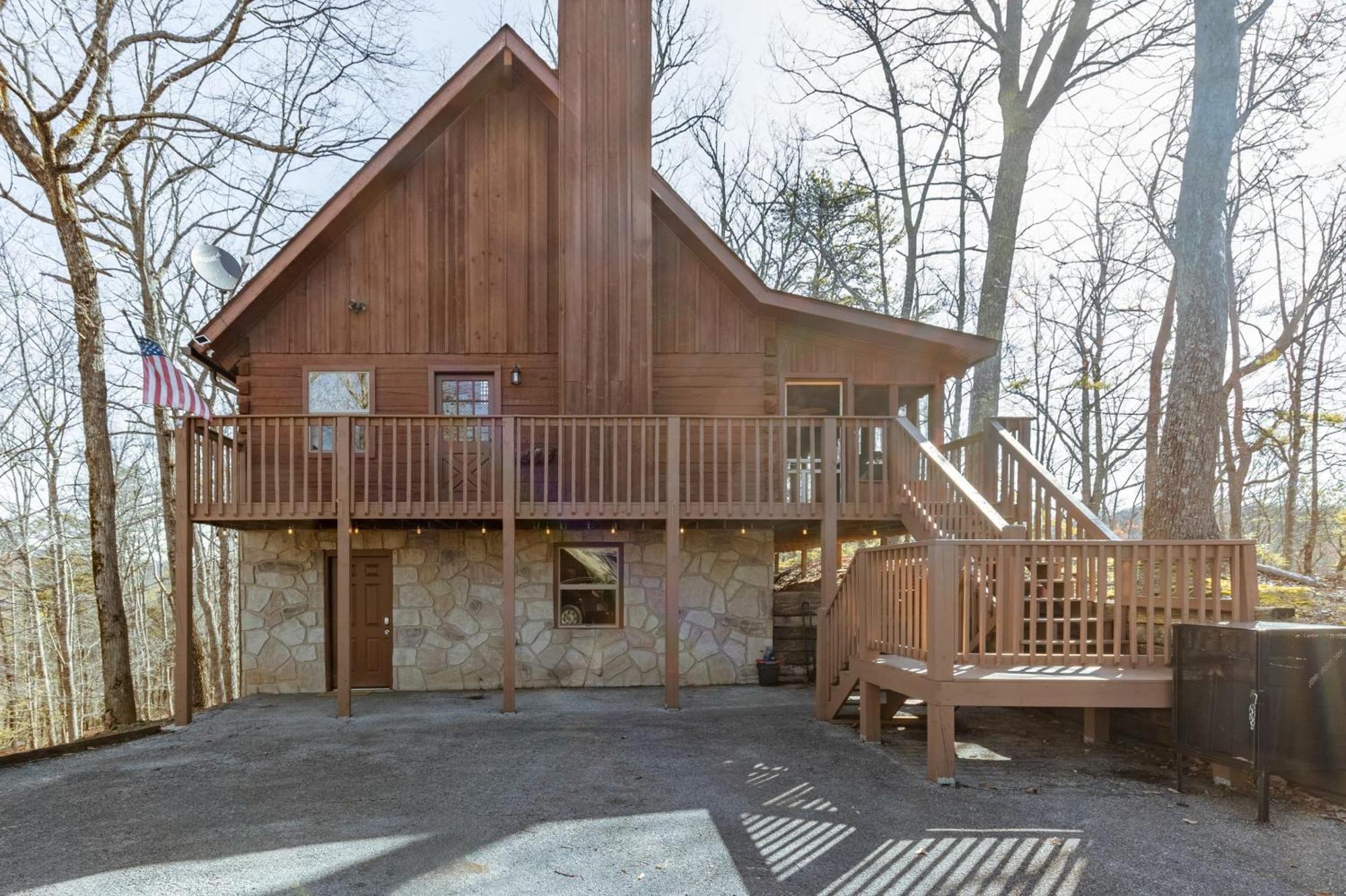 Dudley II By Avantstay Comfortable Cabin W Hot Tub Views 비둘기 포지 외부 사진