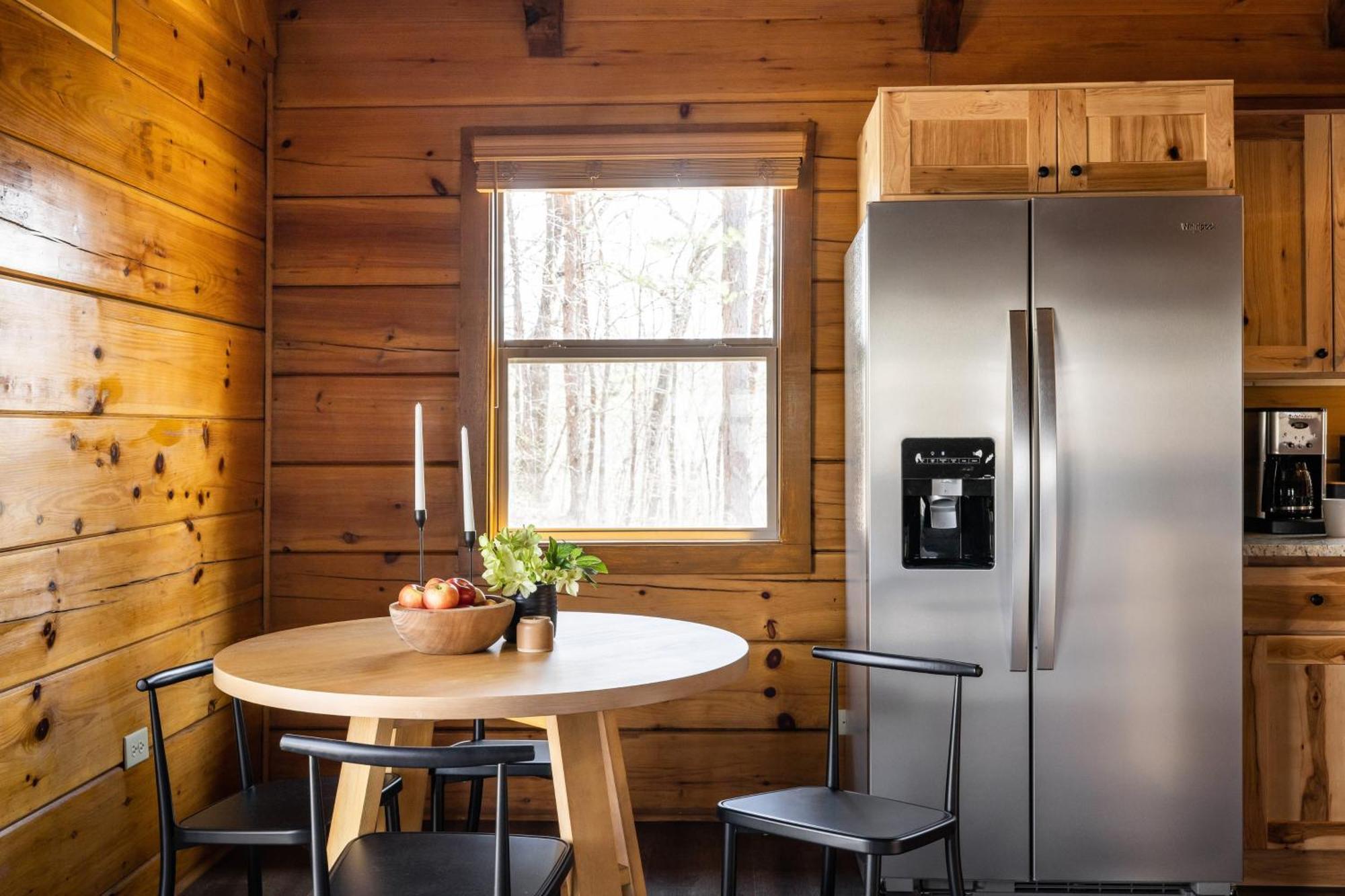 Dudley II By Avantstay Comfortable Cabin W Hot Tub Views 비둘기 포지 외부 사진